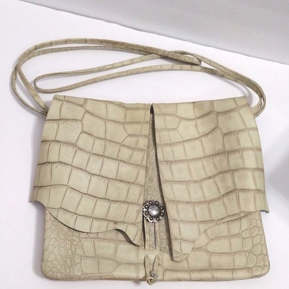 Esperanza Alligator Embosed Leather Shoulder Bag - Picture 5 of 14